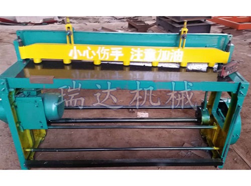 電動腳踏剪板機(jī)